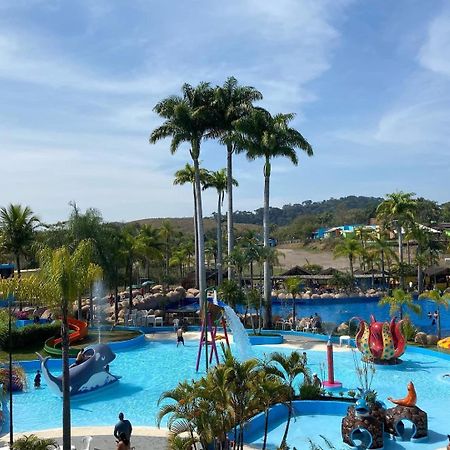 Flat Particular Adeias Das Aguas Park Resort Barra do Pirai Exterior photo