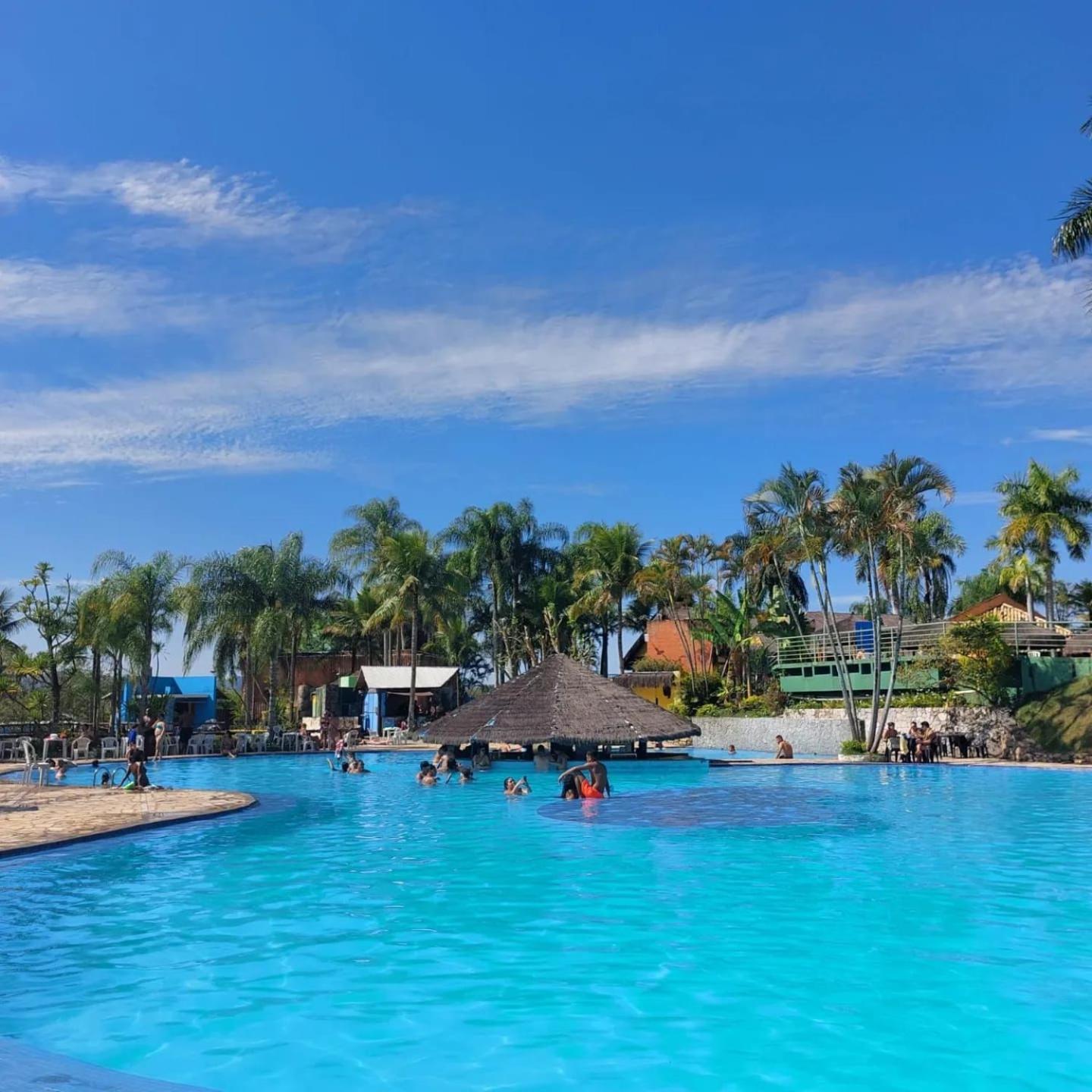 Flat Particular Adeias Das Aguas Park Resort Barra do Pirai Exterior photo