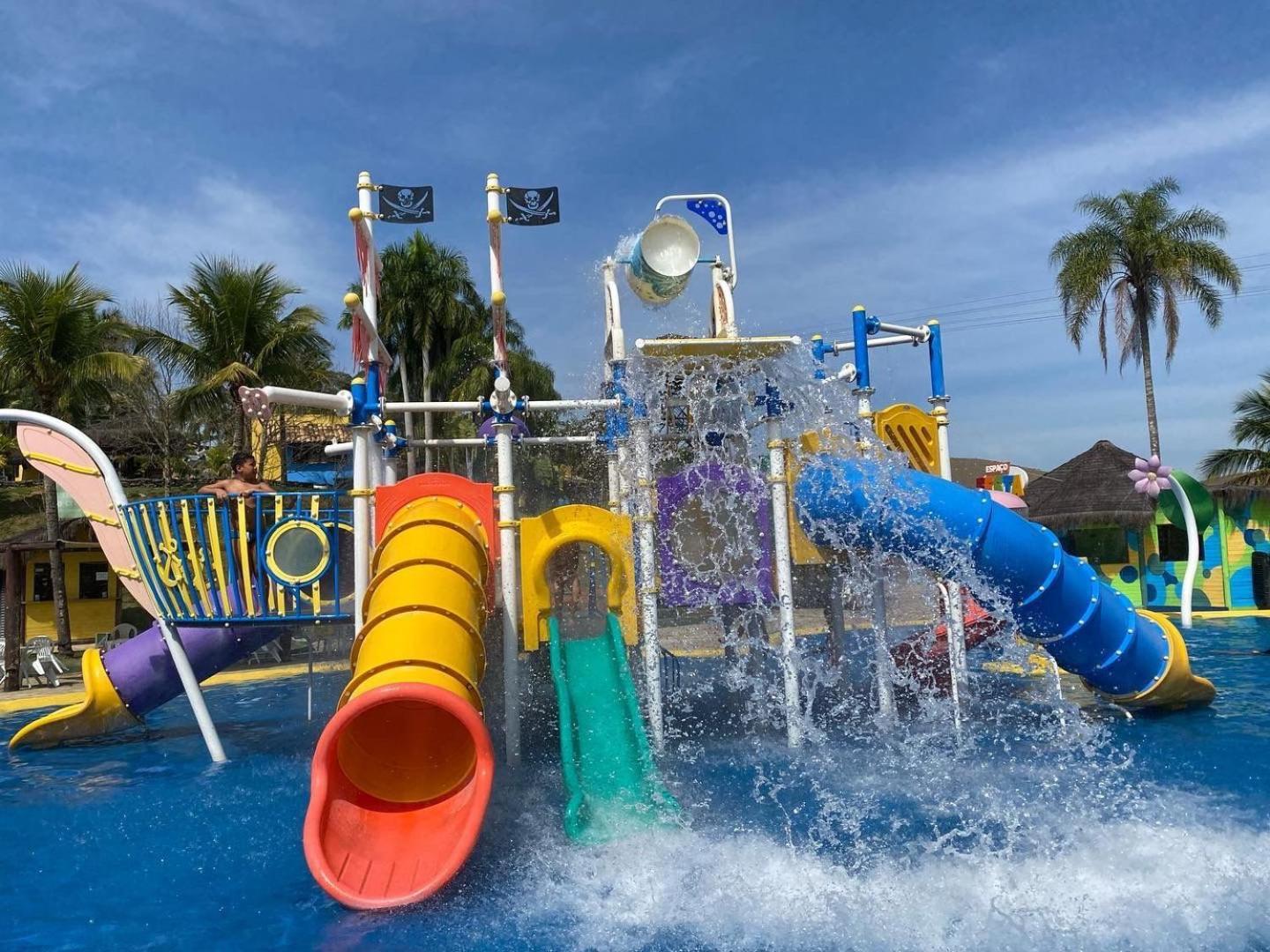 Flat Particular Adeias Das Aguas Park Resort Barra do Pirai Exterior photo